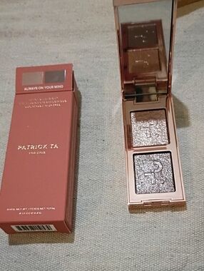 Patrick Ta Always On Your Mind Duo Eyeshadow - Rose Gold Shimmer